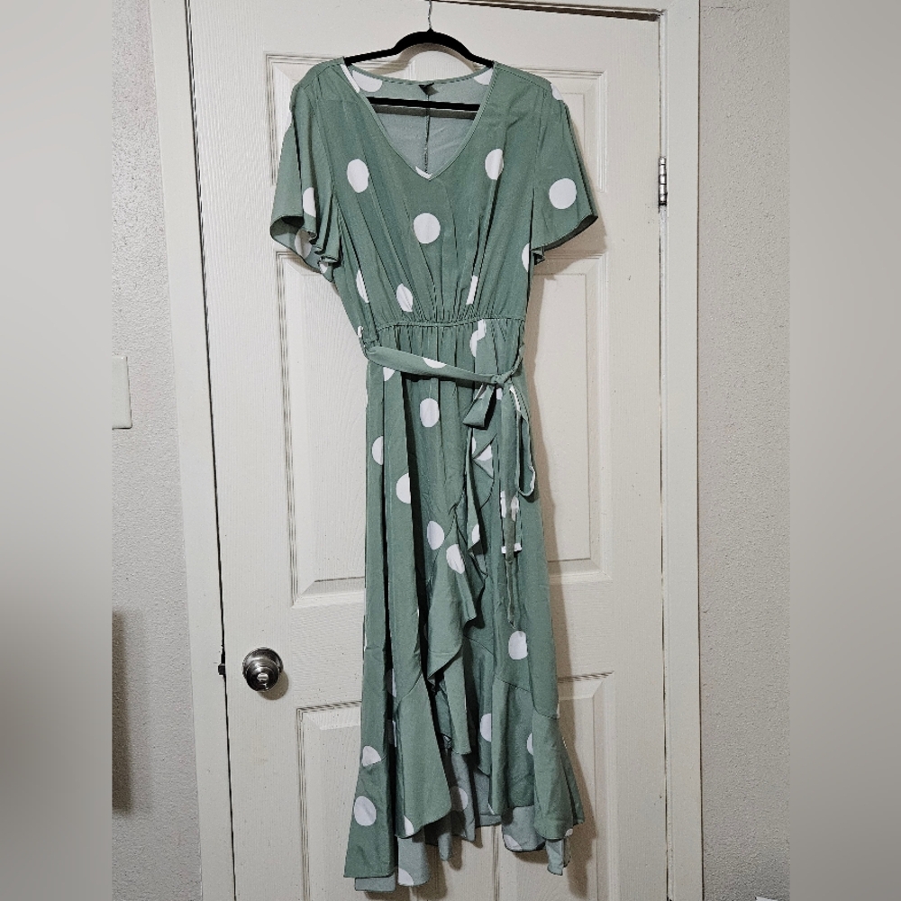 Polka Dot Print V Neck Wrap Hem Belted Dress - 16 (2XL)